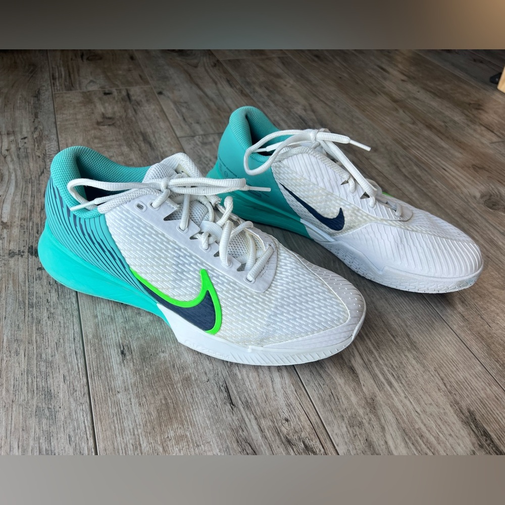 Nike Court Air Zoom Vapor Pro 2 HC Tennis White Washed Teal and Navy- size 9